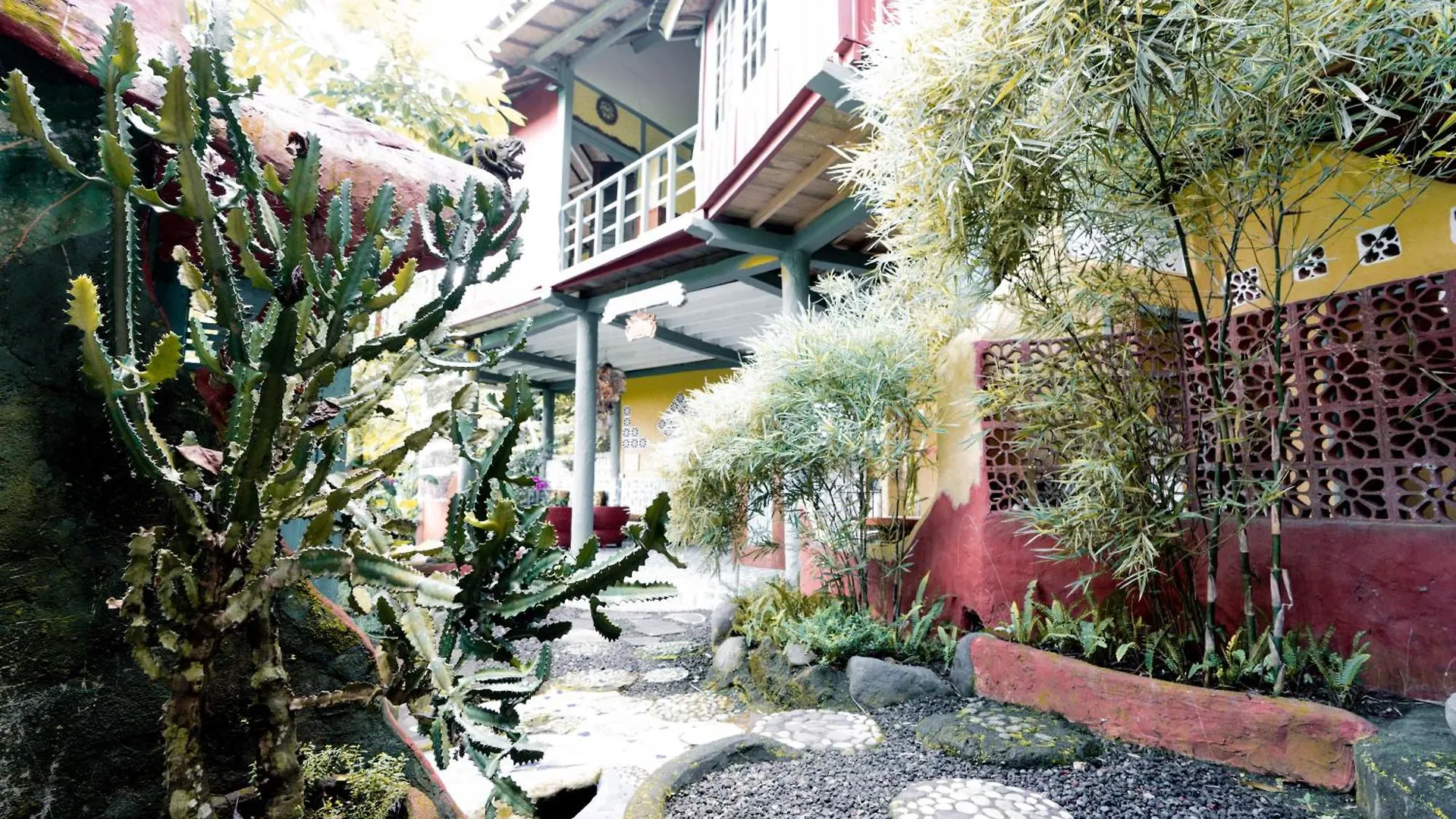 Aparthotel Sacred Mandala Retreat Center Ubud Indonesia